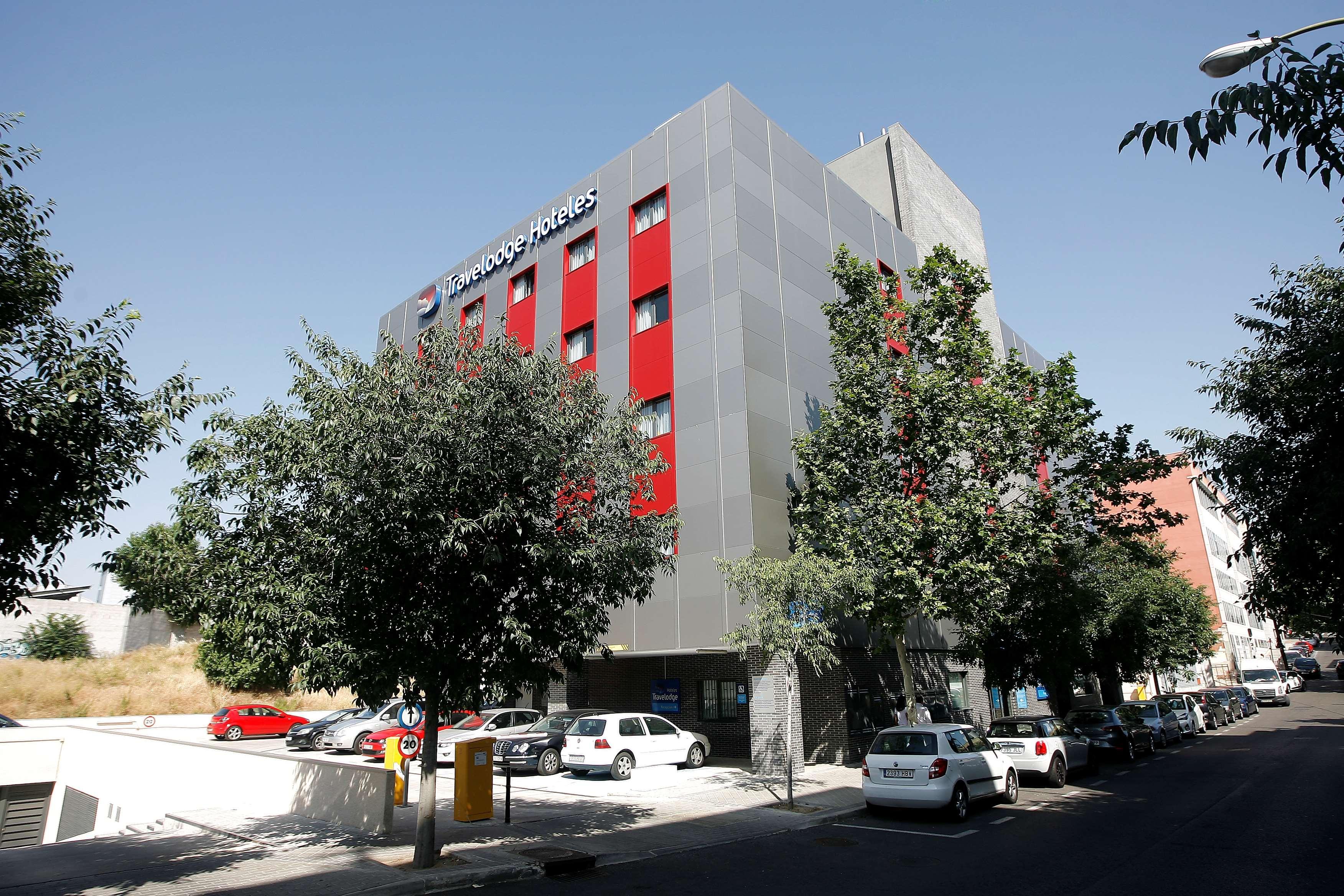 Travelodge Madrid Metropolitano Exterior photo