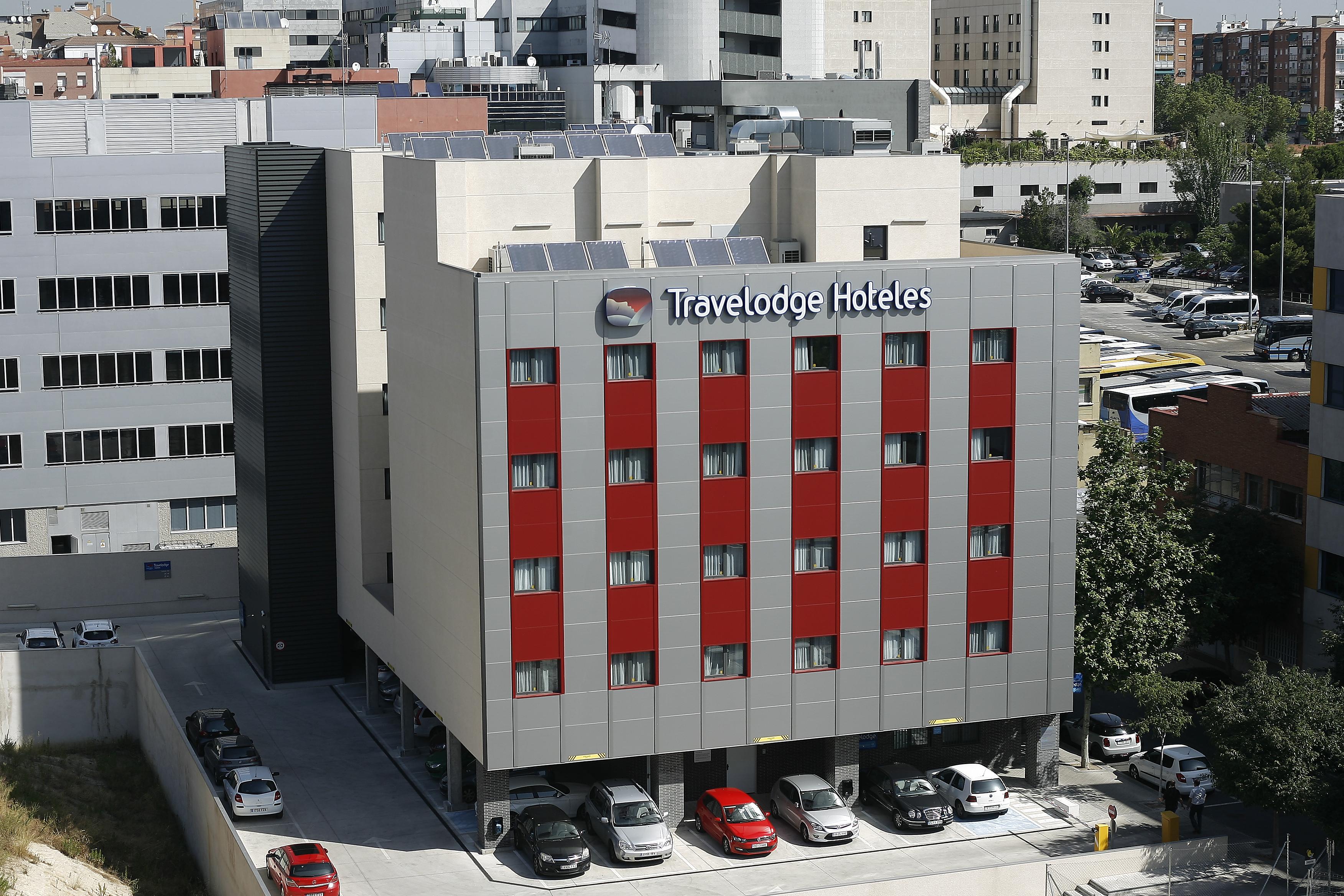 Travelodge Madrid Metropolitano Exterior photo