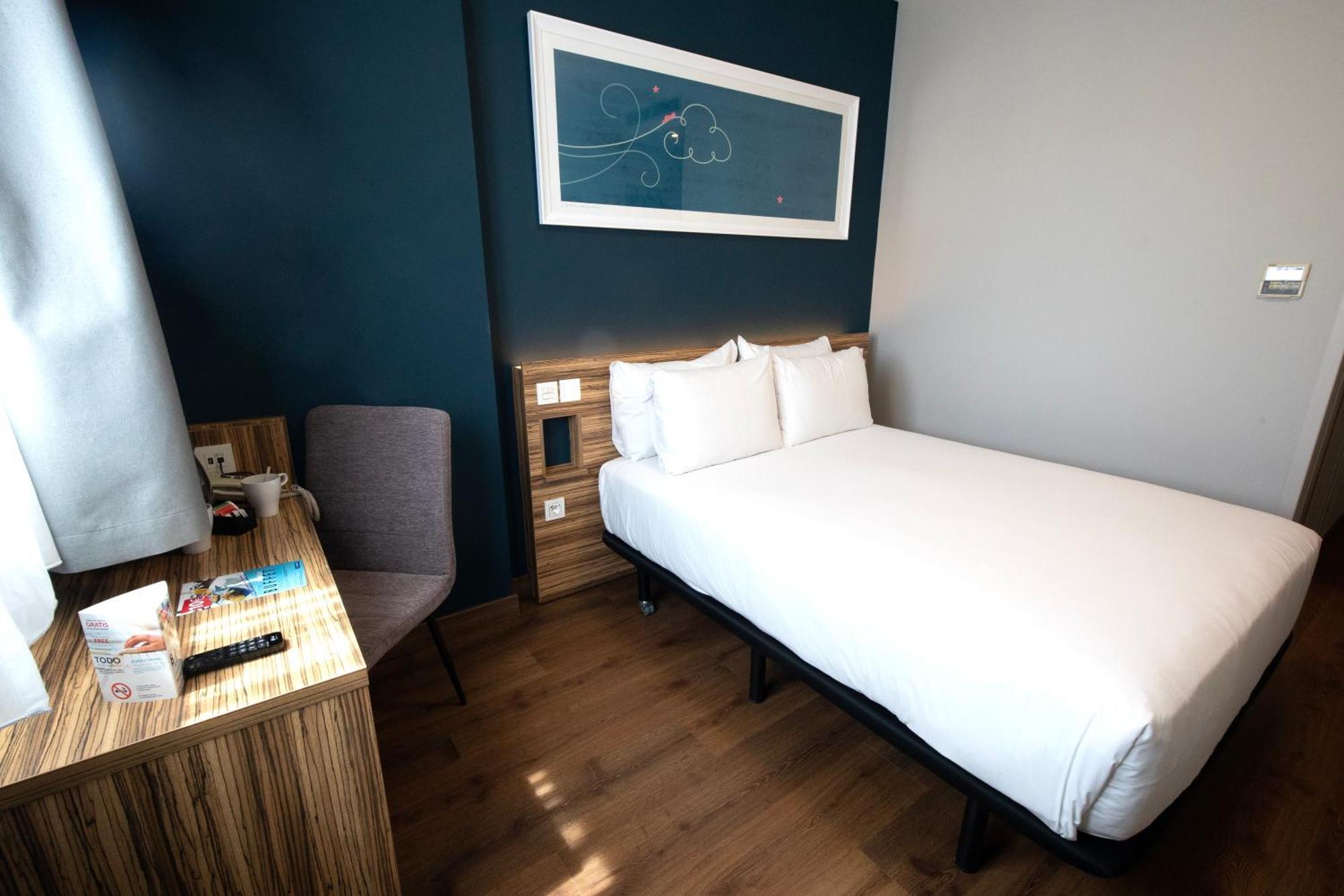 Travelodge Madrid Metropolitano Room photo